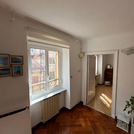 In Piazzetta A Nervi Appartamento Genova