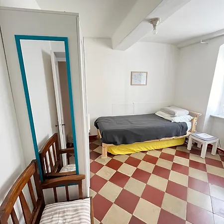 In Piazzetta A Nervi Genova