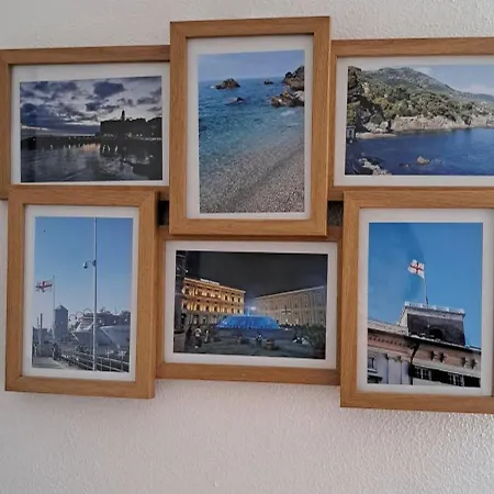 In Piazzetta A Nervi